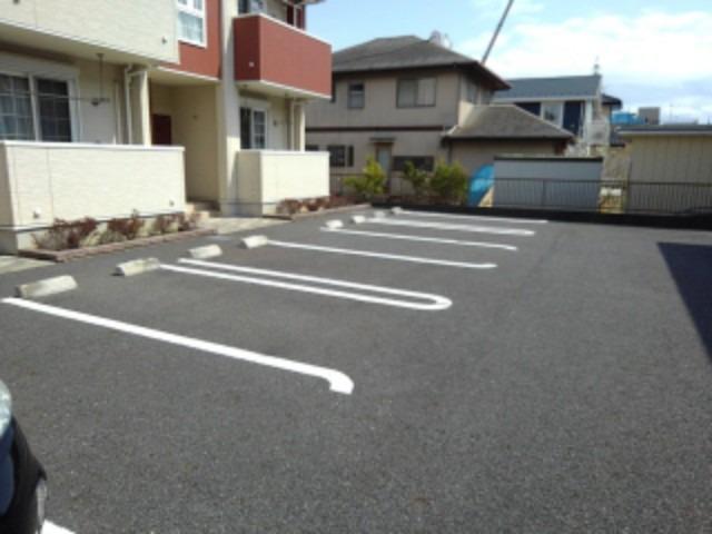 14/20 駐車場