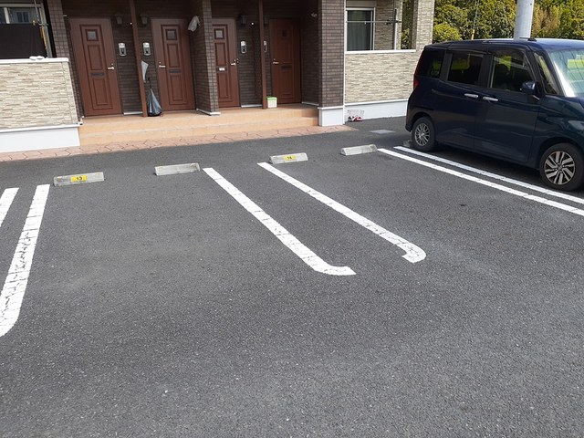 14/20 駐車場