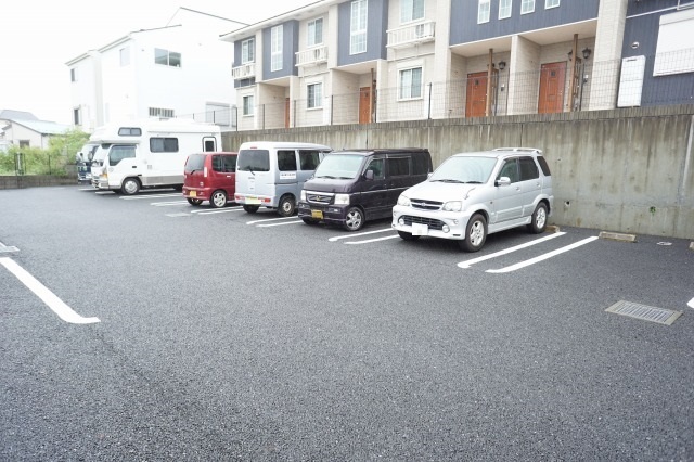14/20 駐車場