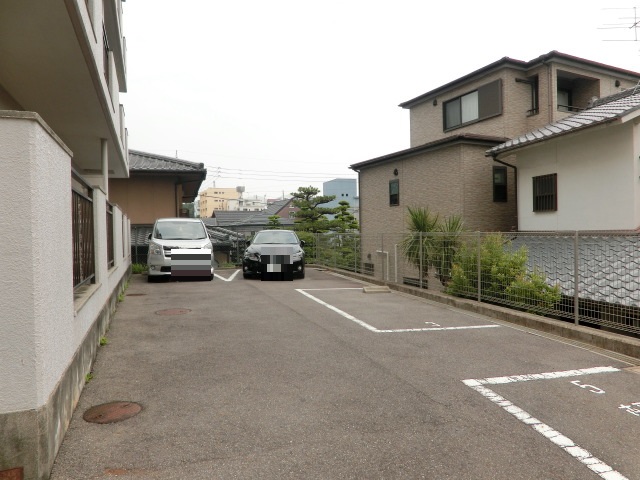 22/29 駐車場