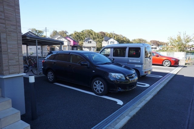 22/30 駐車場
