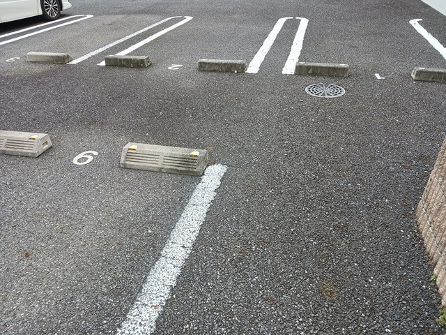 14/20 駐車場