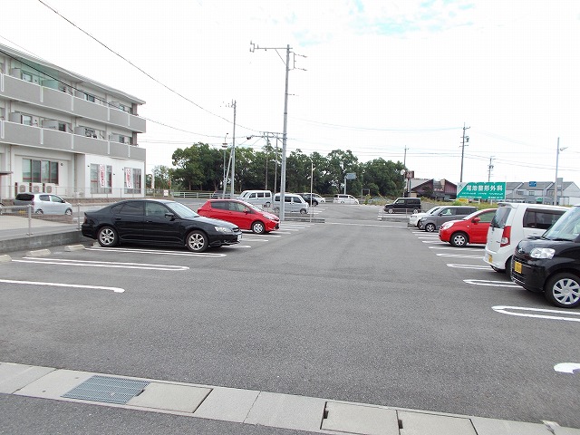 14/22 駐車場