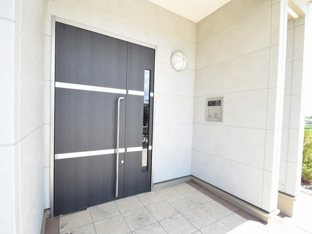 14/23 エントランス