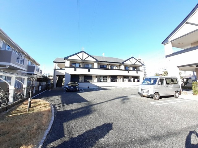 14/20 駐車場