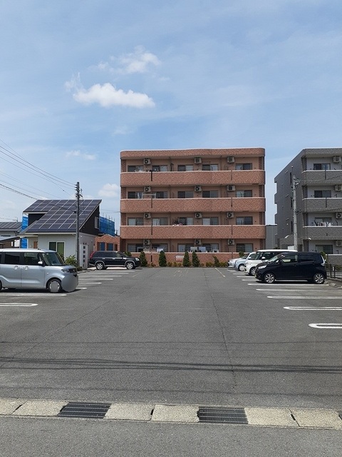 14/22 駐車場