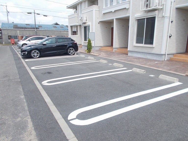 14/20 駐車場