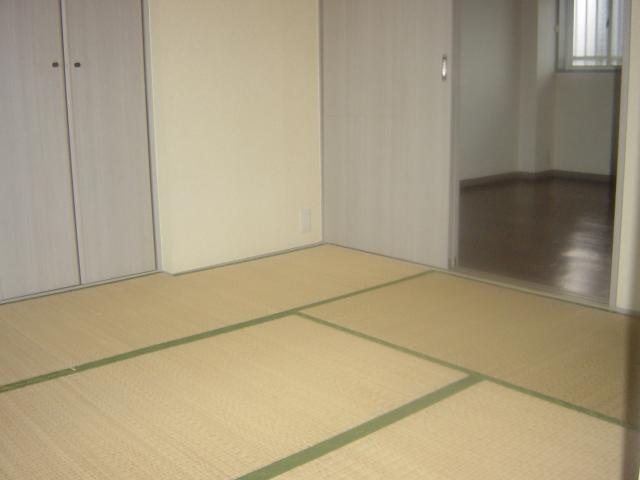8/23 寝室