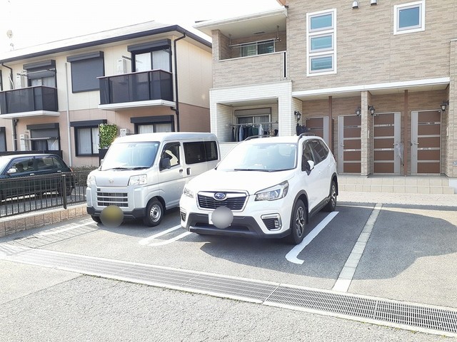 14/20 駐車場