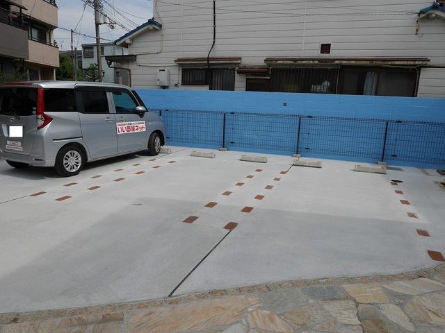 14/20 駐車場