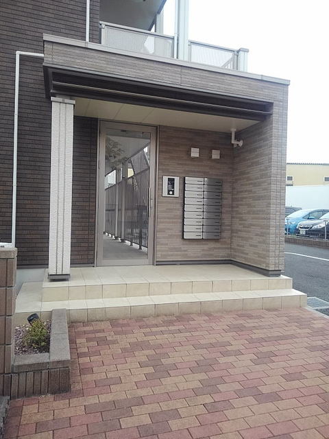 14/20 エントランス