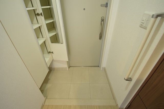 6/23 玄関