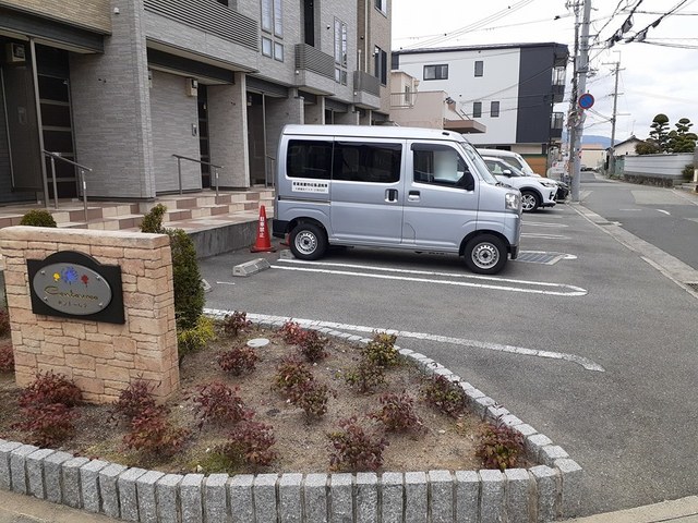 14/20 駐車場