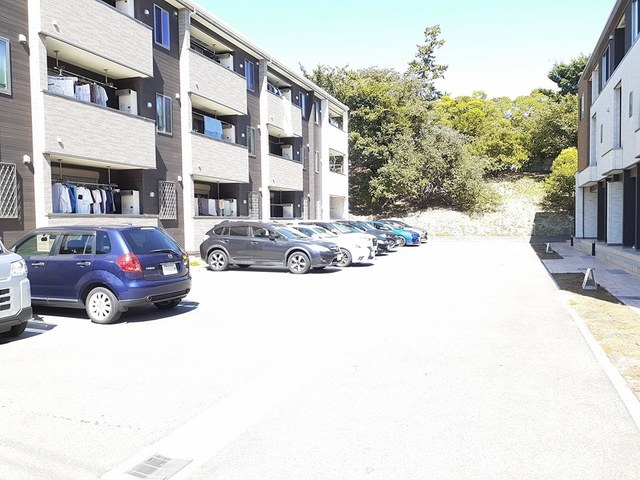 14/20 駐車場