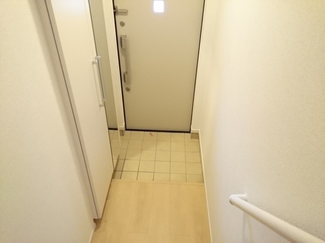 6/20 玄関