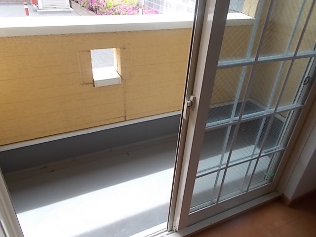14/28 バルコニー