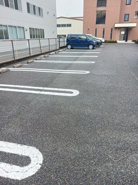 2/8 駐車場