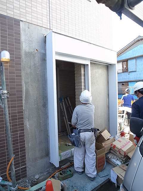 14/20 エントランス