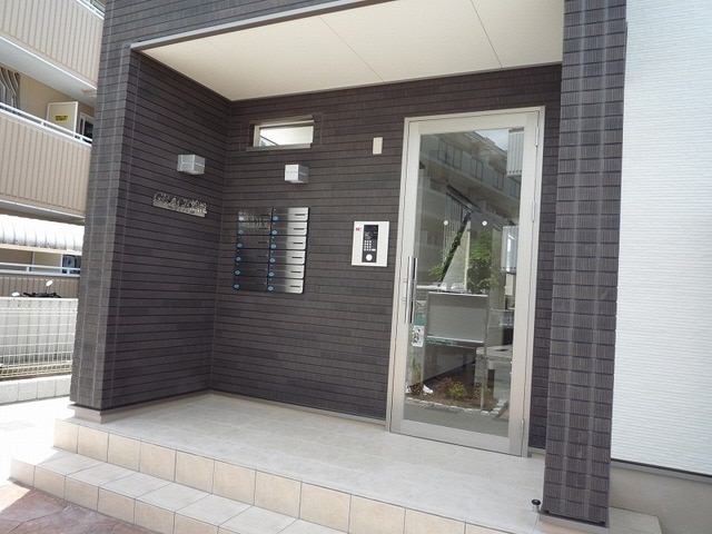 14/20 エントランス