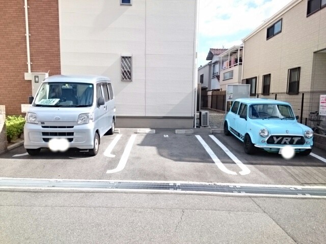 14/20 駐車場
