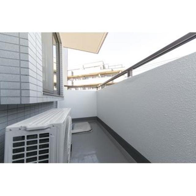 25/30 バルコニー