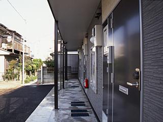 2/4 エントランス