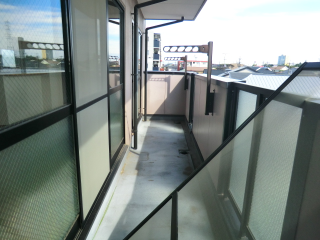 15/28 バルコニー