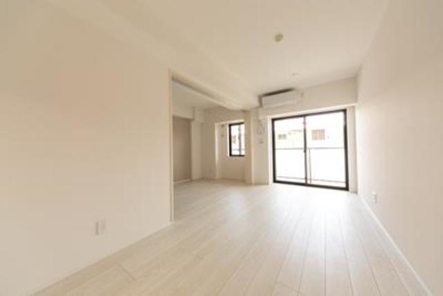 13/30 リビング/ダイニング