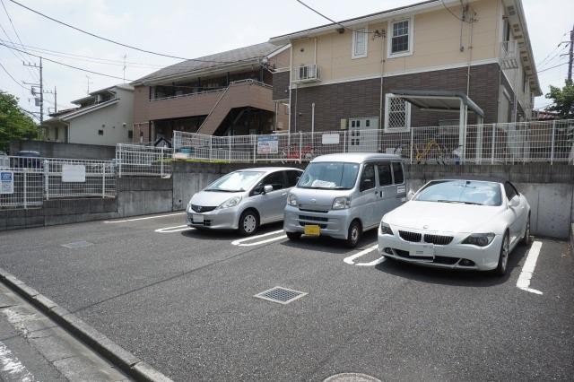 14/22 駐車場