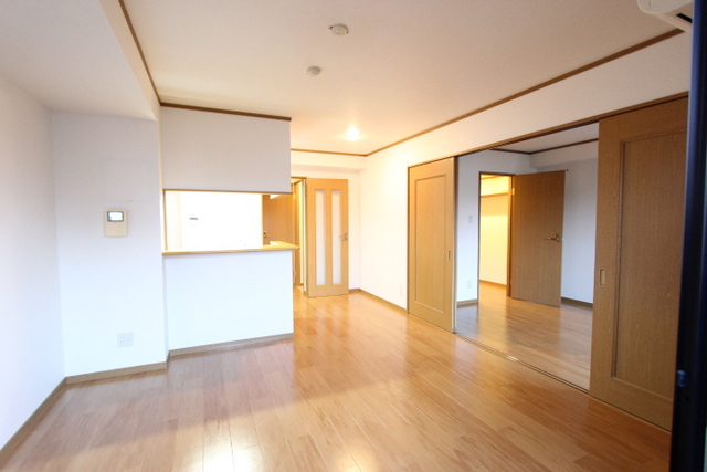 16/22 エントランス