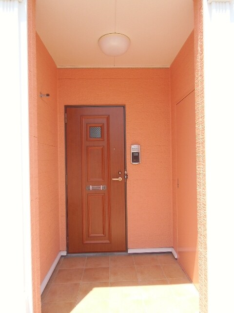 13/20 エントランス