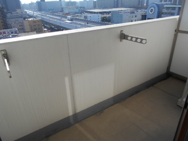 21/28 エントランス