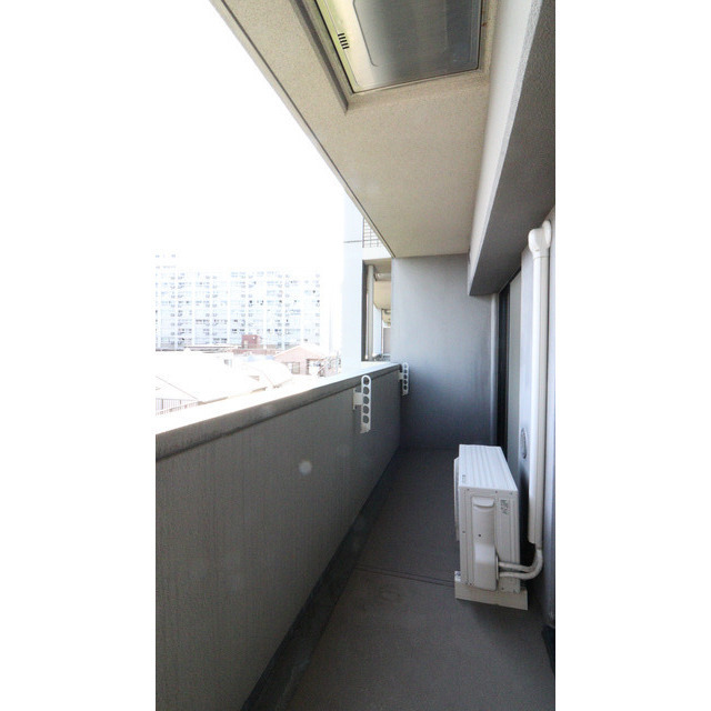 16/20 バルコニー