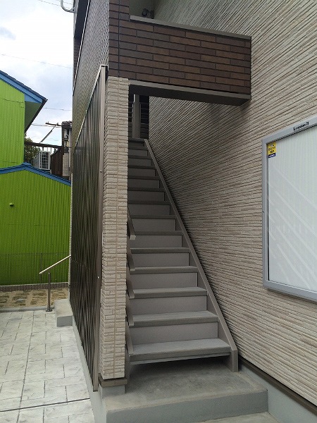 15/25 エントランス