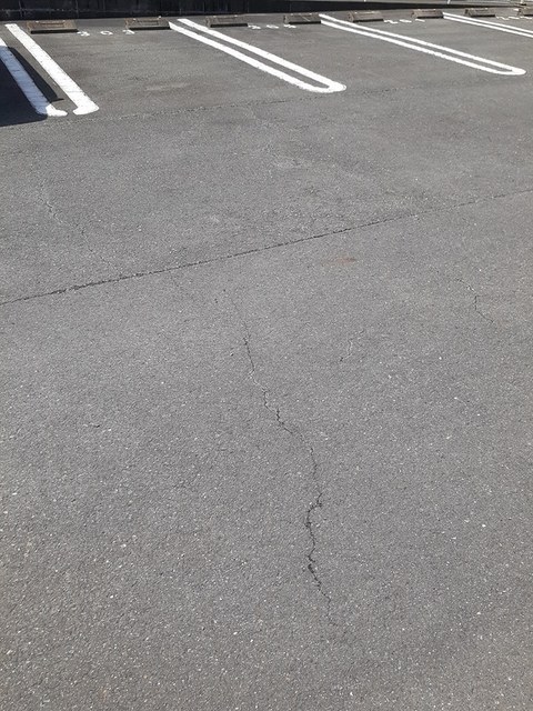 14/20 駐車場