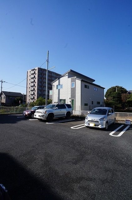 4/10 駐車場
