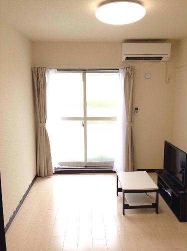 4/13 リビング/ダイニング