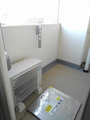 19/28 バルコニー