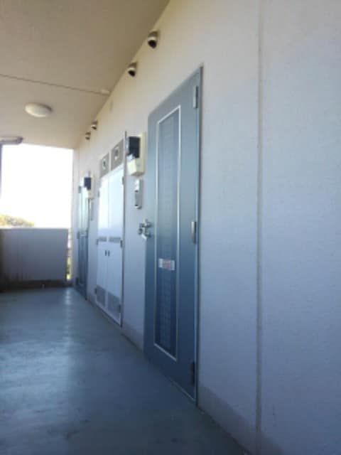 13/20 エントランス