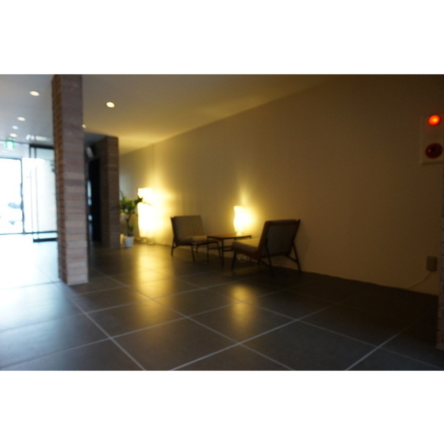 2/4 エントランス