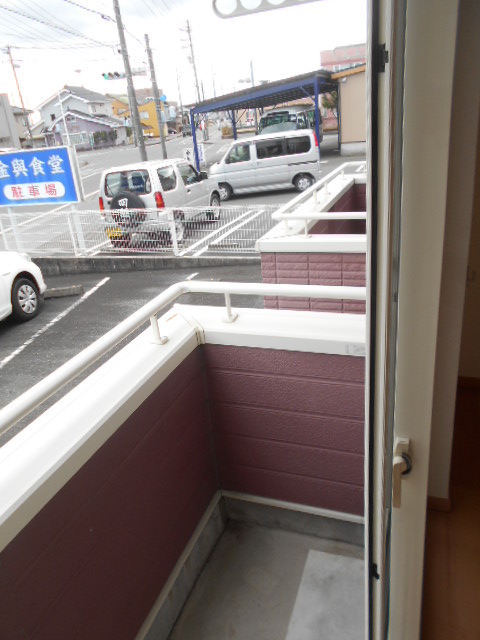 18/28 バルコニー