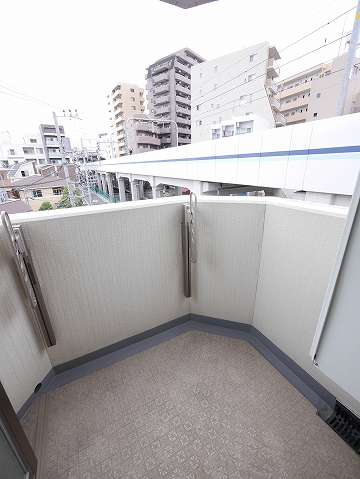 14/27 バルコニー