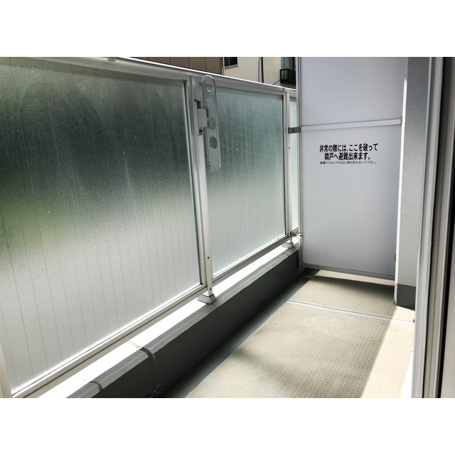 13/18 バルコニー