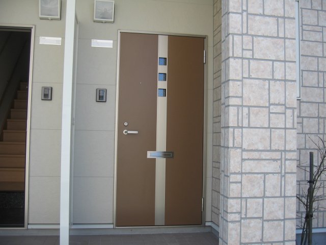 22/23 エントランス