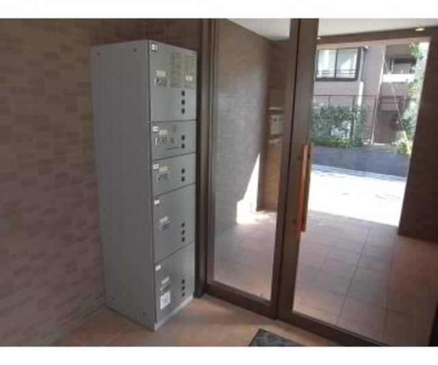 13/13 エントランス