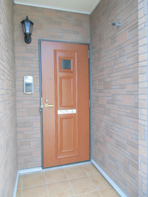 22/28 エントランス