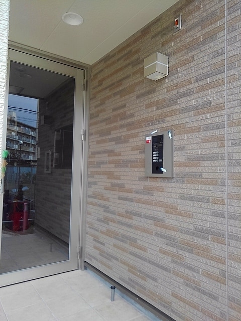 14/21 エントランス