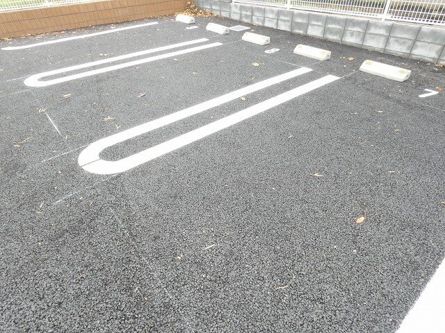 14/20 駐車場