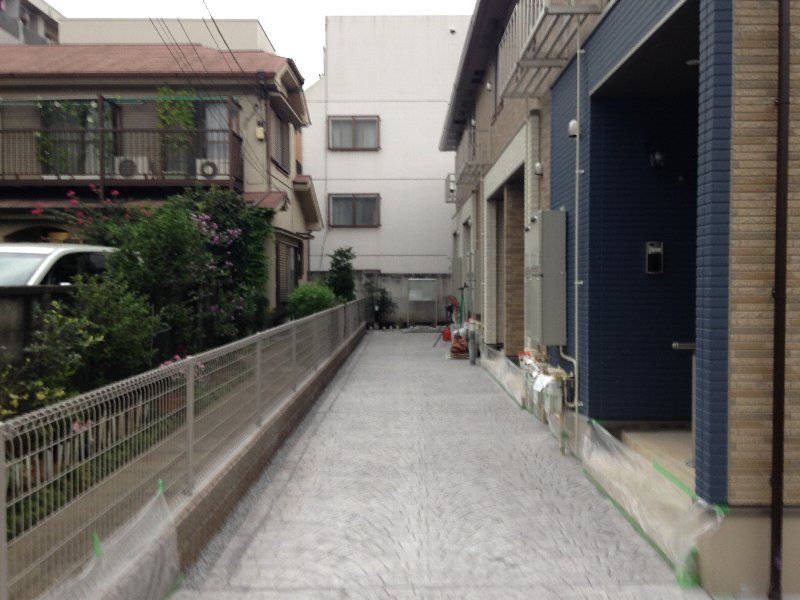 22/28 エントランス