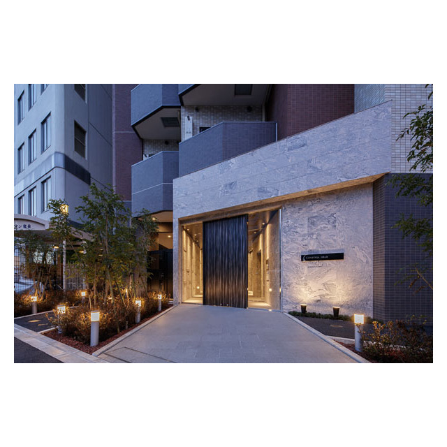 2/2 エントランス